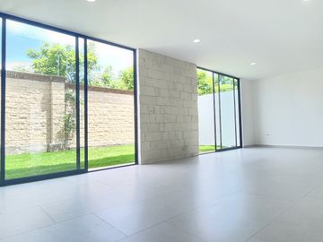 CASA EN VENTA EN LOMAS DE ANGELÓPOLIS