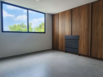 CASA EN VENTA EN LOMAS DE ANGELÓPOLIS