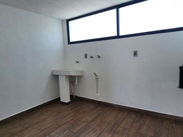 CASA EN RENTA EN JARDINES DE ZAVALETA
