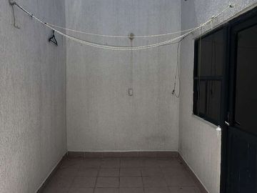 CASA EN VENTA EN ZAVALETA