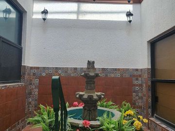 CASA EN VENTA EN ZAVALETA