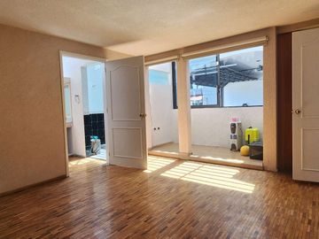 CASA EN VENTA EN ZAVALETA