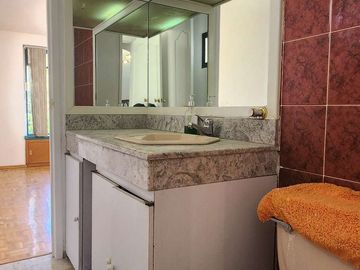 CASA EN VENTA EN ZAVALETA