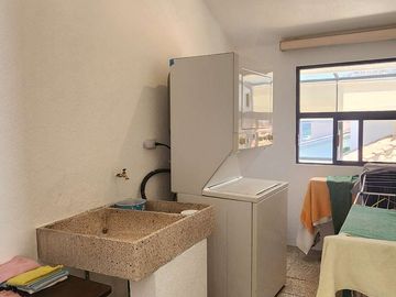 CASA EN VENTA EN ZAVALETA