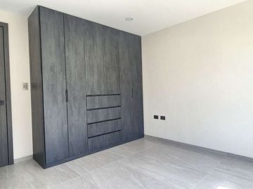 CASA EN VENTA EN LOMAS DE ANGELÓPOLIS