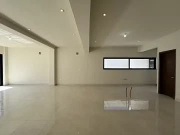 CASA EN VENTA PEDREGAL DEL HUAJUCO ZONA CARRETERA NACIONAL MONTERREY