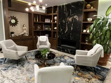 Residencia de Lujo en Valle Poniente