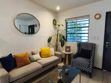 Casa en Venta en Santa Catarina