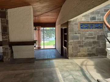 CASA EN VENTA EN BOSQUES DE LA CALERA