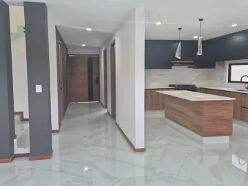 CASA EN VENTA LOMAS DE ANGELOPOLIS II PARQUE SAN MARINO