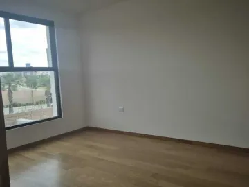 CASA EN VENTA LOMAS DE ANGELOPOLIS II PARQUE SAN MARINO