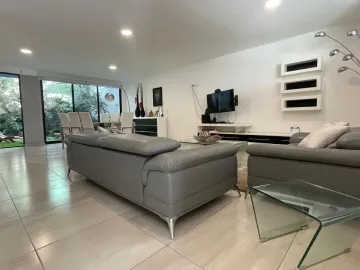 VENTA CASA CON AMPLIO JARDÍN EN FRAC. 4 RECAMARAS EN CHOLULA