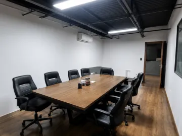 Local en renta en Portal del Huajuco, Monterrey, Nuevo León