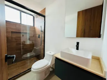 CASA EN VENTA 5 Recámaras | Parque Sonora, Cascatta | Junto a Área verde