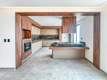 CASA EN VENTA CON SALA A DOBLE ALTURA EN LOMAS DE ANGELÓPOLIS III