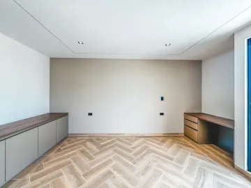 CASA EN VENTA CON SALA A DOBLE ALTURA EN LOMAS DE ANGELÓPOLIS III
