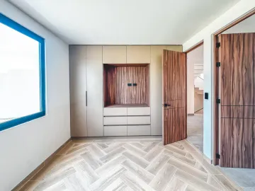 CASA EN VENTA CON SALA A DOBLE ALTURA EN LOMAS DE ANGELÓPOLIS III