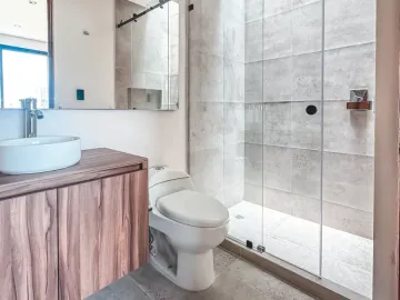 CASA EN VENTA CON SALA A DOBLE ALTURA EN LOMAS DE ANGELÓPOLIS III