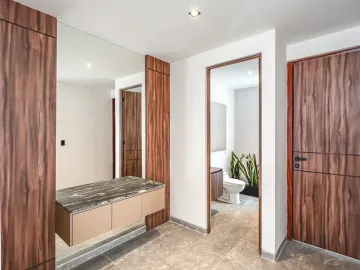 CASA EN VENTA CON SALA A DOBLE ALTURA EN LOMAS DE ANGELÓPOLIS III