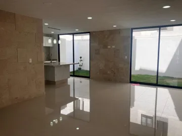 Casa en renta Puebla ,Lomas de angelopolis .