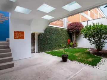 Casa en Lomas de Angelópolis I, Fracc Valle Real , en Venta $4,490,000 a unos pasos de Chedraui