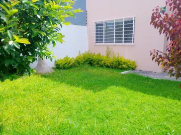 AMPLIA CASA A LA CALLE CON JARDIN CERCA A LA RECTA EN MOMOXPAN