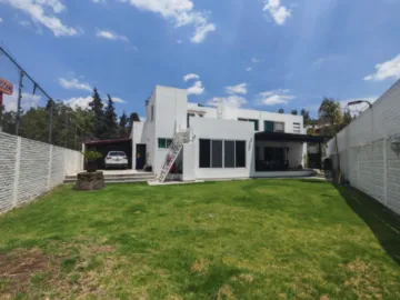 Residencia con recámara en PB en La Calera, Puebla