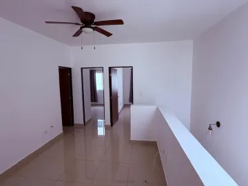 Casa en renta en Cumbres Britania, García, Nuevo León