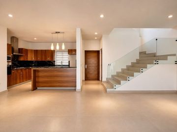 CASA EN PRIVADA DIAMANTE EN LA PAZ BAJA CALIFORNIA SUR