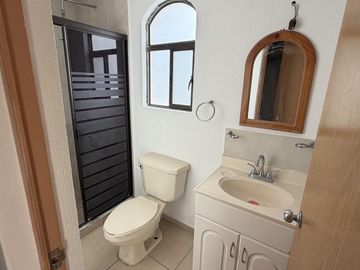 Casa En Renta Villa Jacarandas León Guanajuato