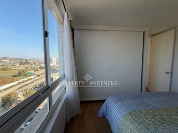 Luminoso Departamento Amoblado en Arriendo Año Corrido