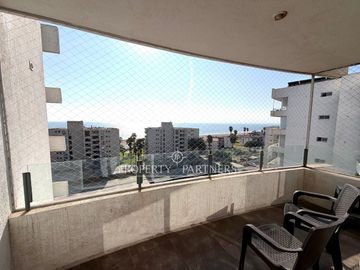 Luminoso Departamento Amoblado en Arriendo Año Corrido