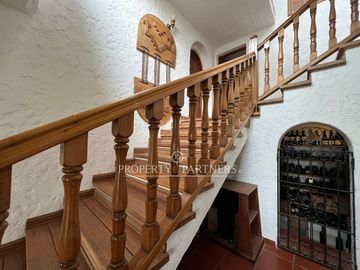 Exclusiva propiedad con vista panorámica al mar y humedal – Santo Domingo