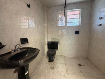 Casa sola en venta en Nueva Oxtotitlán, Toluca, México