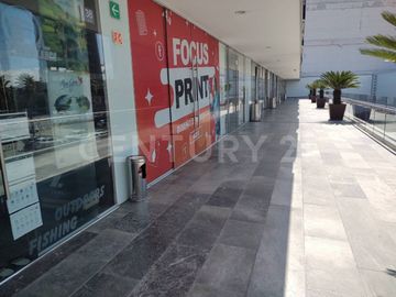 Renta de Local Comercial en Plaza Pabellón Las Torres, Boulevard Las Torres