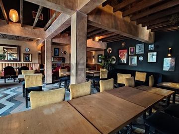 DERECHO A LLAVE RESTAURANTE FORÂ