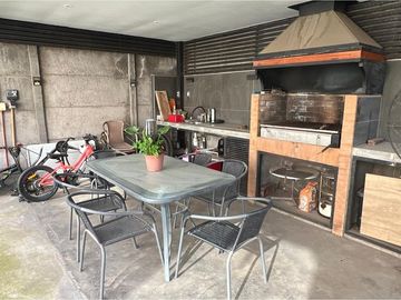 SE VENDE  CASA EN CONDOMINIO