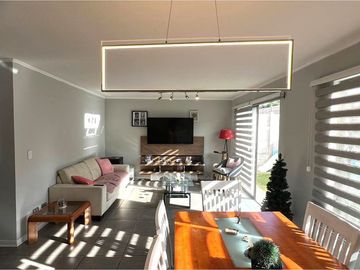 SE VENDE  CASA EN CONDOMINIO