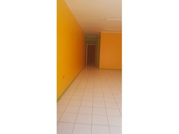 local comercial a dos cuadras de la plaza