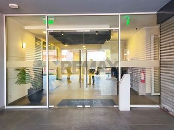 OFICINA NUEVA A PASOS DE LA MUNICIPALIDAD