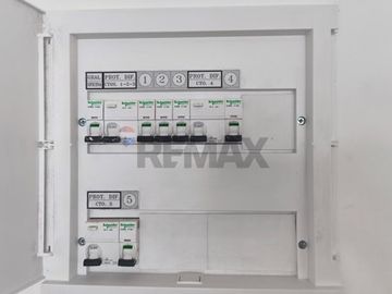 OFICINA NUEVA A PASOS DE LA MUNICIPALIDAD