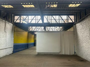 Propiedad Comercial 346 m² en Av. Portugal