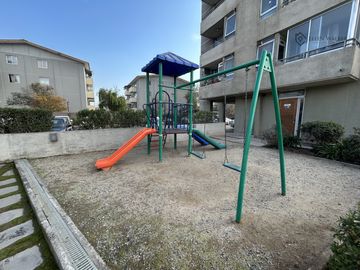 Fernandez Albano 161, La Cisterna; Metro El Parrón
