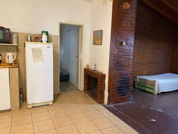 Dos quintas en un lote - VENTA - Inversion- Multifamiliar- 20 de Junio
