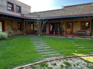 Casa en venta en Barrio Privado Colonia de Chacras