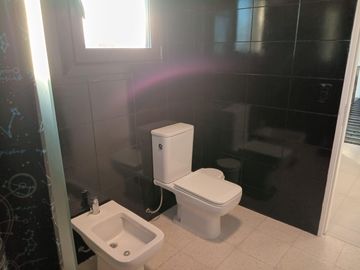 Casa de 4 ambientes en Alquiler Anual en Medal Country Club, Pilar. GBA Norte
