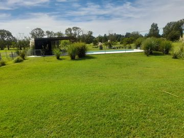 Casa de 4 ambientes en Alquiler Anual en Medal Country Club, Pilar. GBA Norte