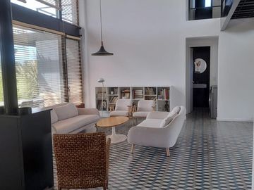 Casa de 4 ambientes en Alquiler Anual en Medal Country Club, Pilar. GBA Norte