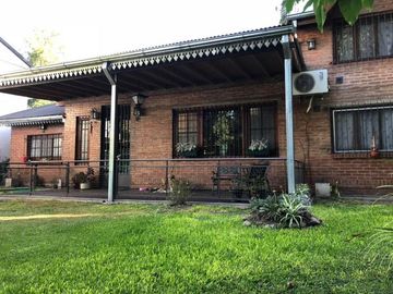 Hermosa Casa de Campo en Parque Leloir