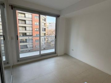Divino 3 Amb Fte Gr Balcon corr Todo Fte Coc Lav Ind 3 Añ Blvd Mendoza, sbte AP Prof